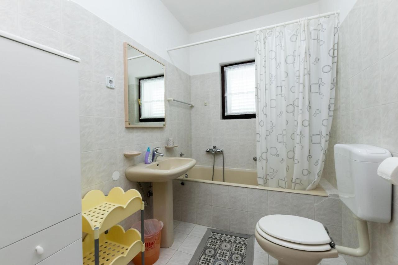 Apartments Anka Kampor Exteriér fotografie
